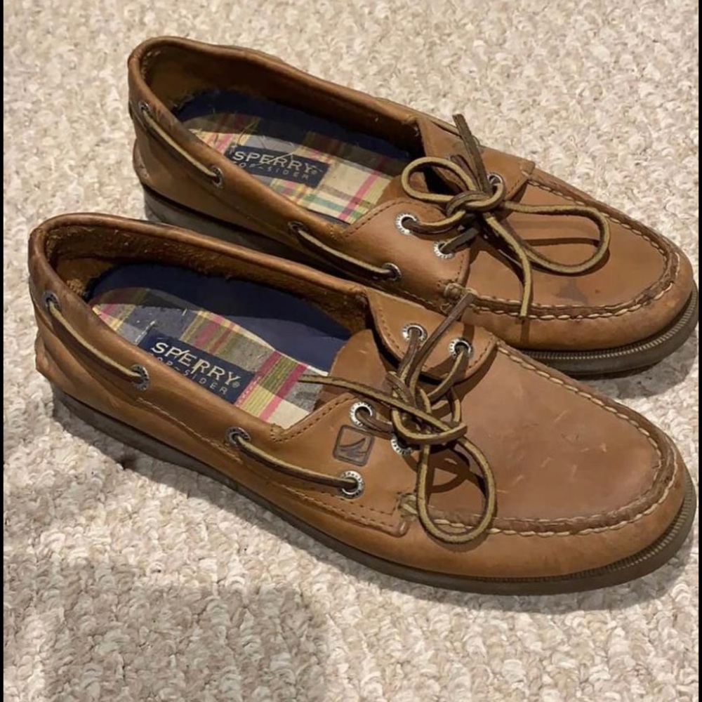 Sperry Topsiders